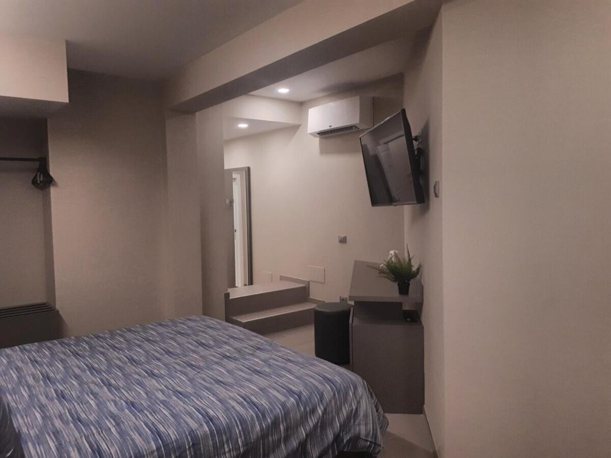 Smart Apartment Sei Chiese - Twa Bologna Zimmer foto