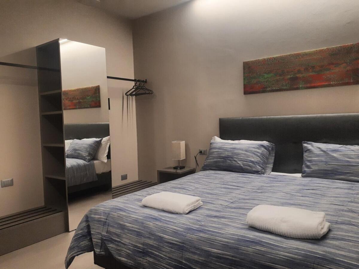 Smart Apartment Sei Chiese - Twa Bologna Zimmer foto